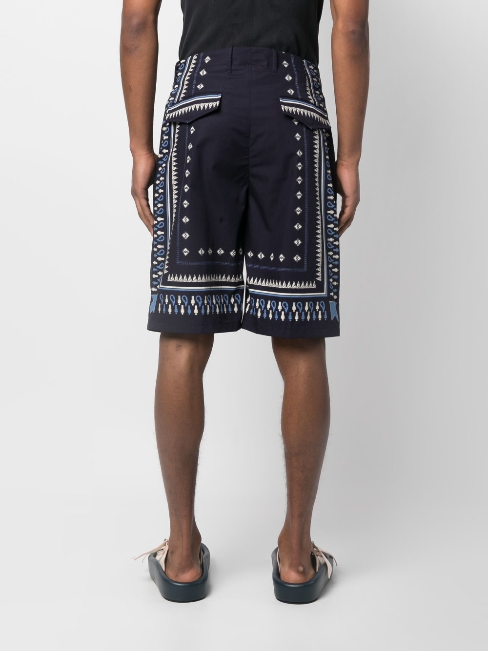 geometric-print tailored shorts - 4