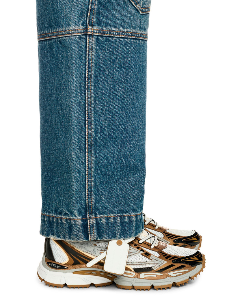 Off-White Silver/bronze Be Right Back outlook