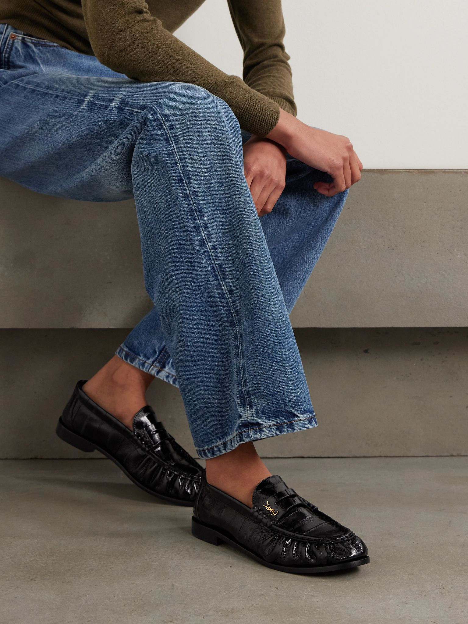 Le Loafer crinkled-leather loafers Black - 2