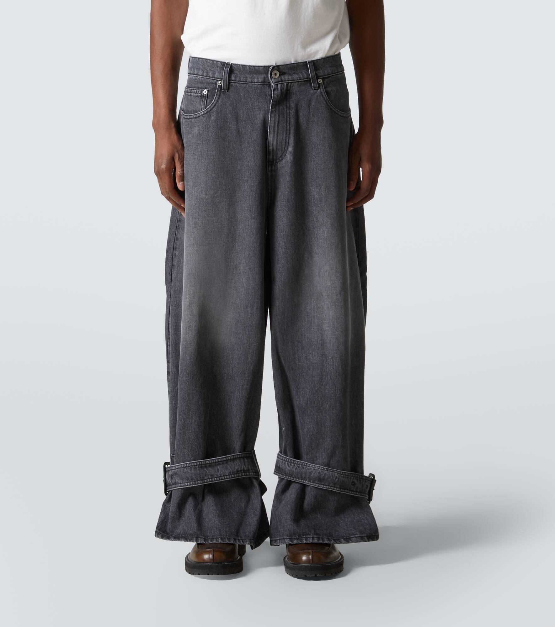 Belt-detail faded wide-leg jeans - 3