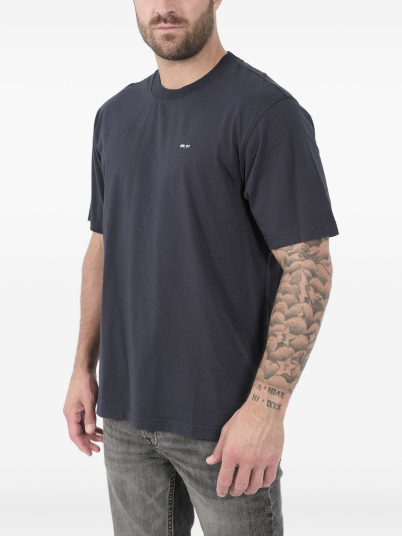 NN07 Adam logo-embroidered T-shirt outlook