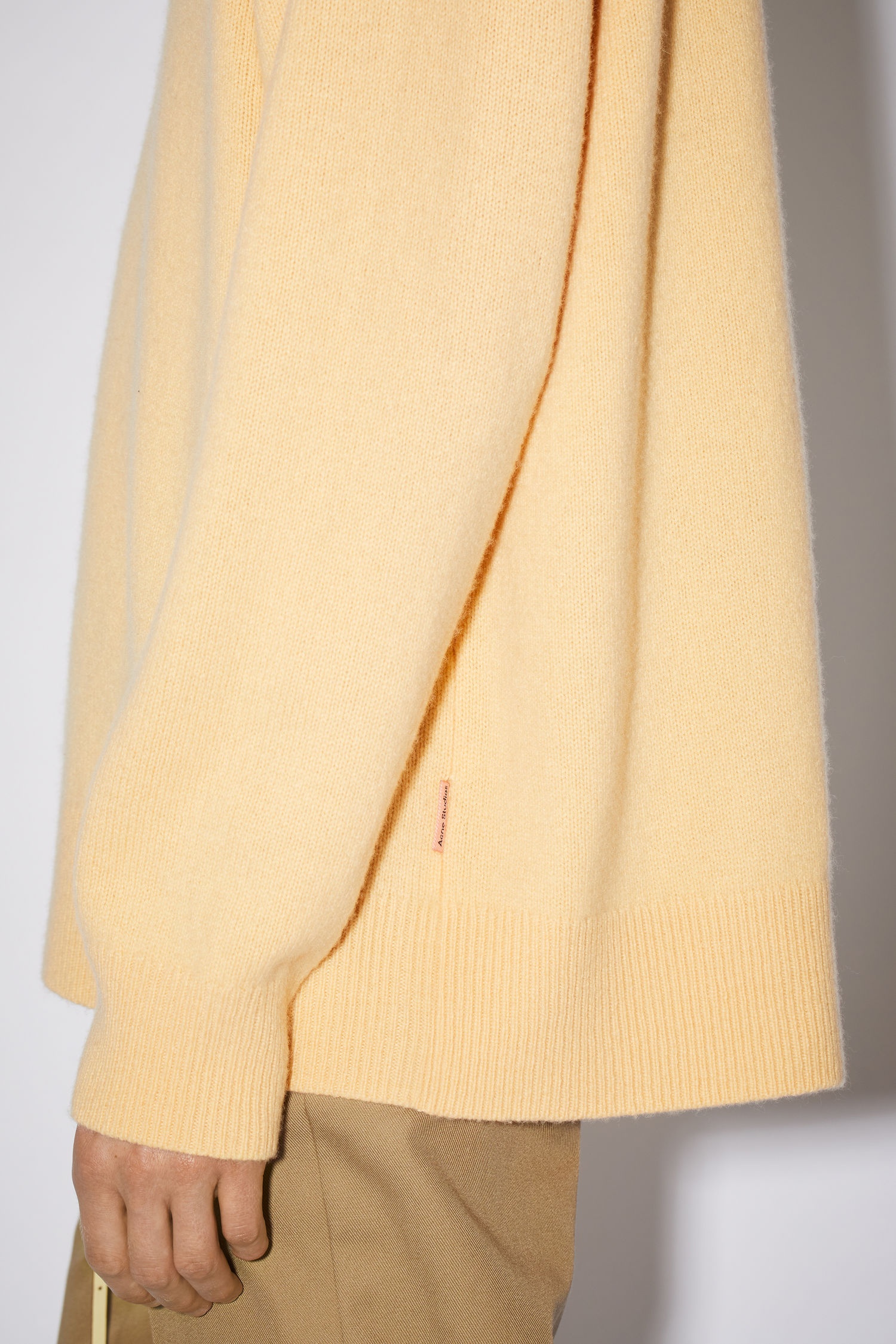 Wool blend sweater - Vanilla yellow - 5