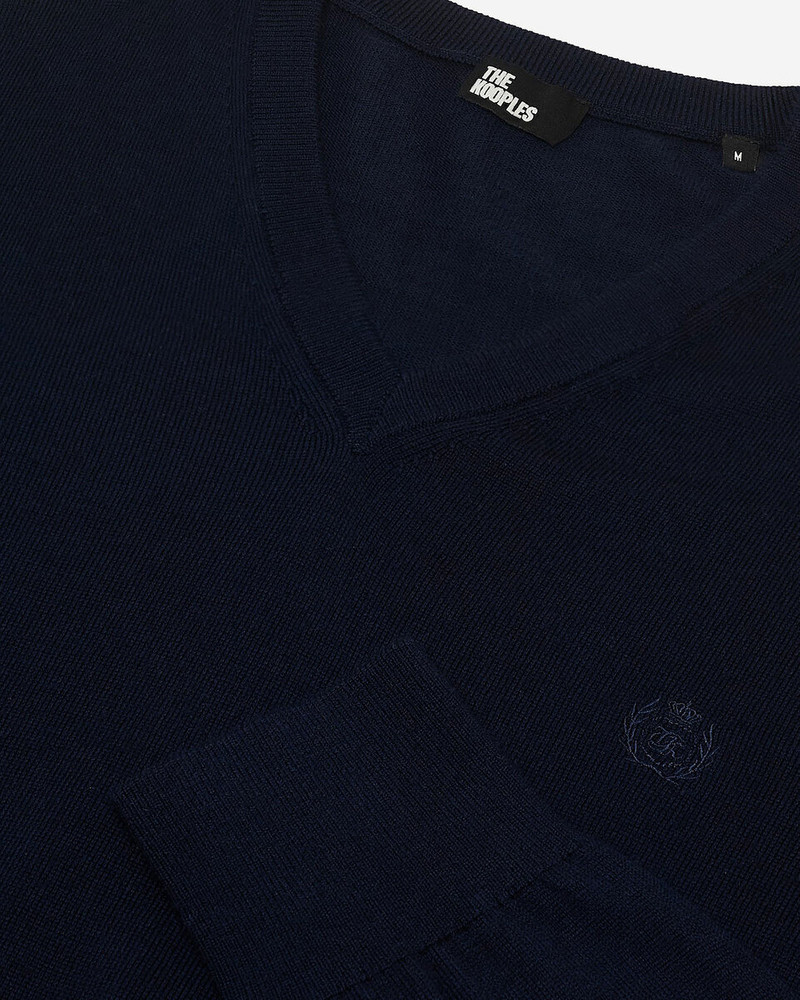 V-NECK SWEATER IN NAVY MERINO WOOL 6
