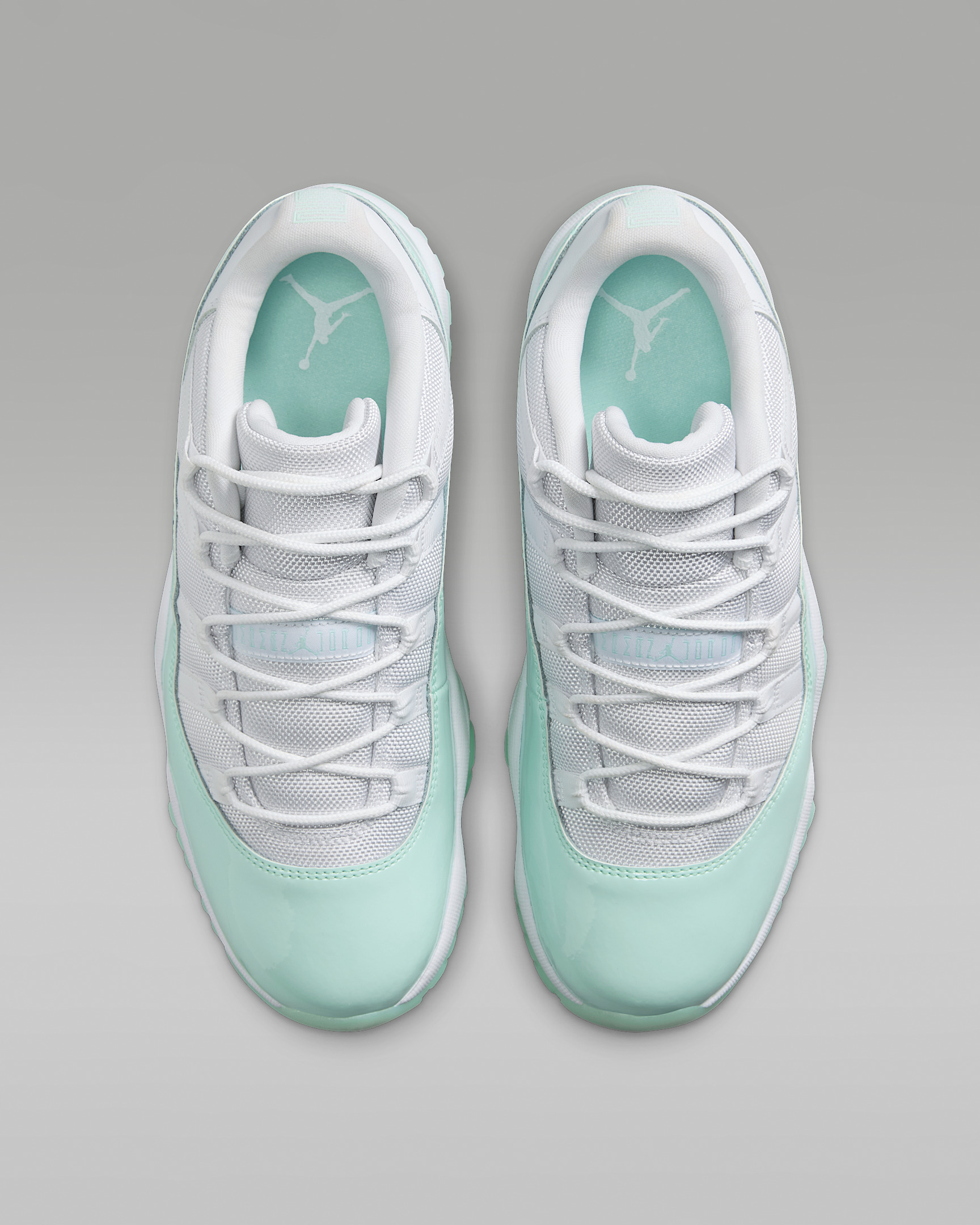 Air Jordan 11 Retro Low "Igloo" Women's Shoes - 4