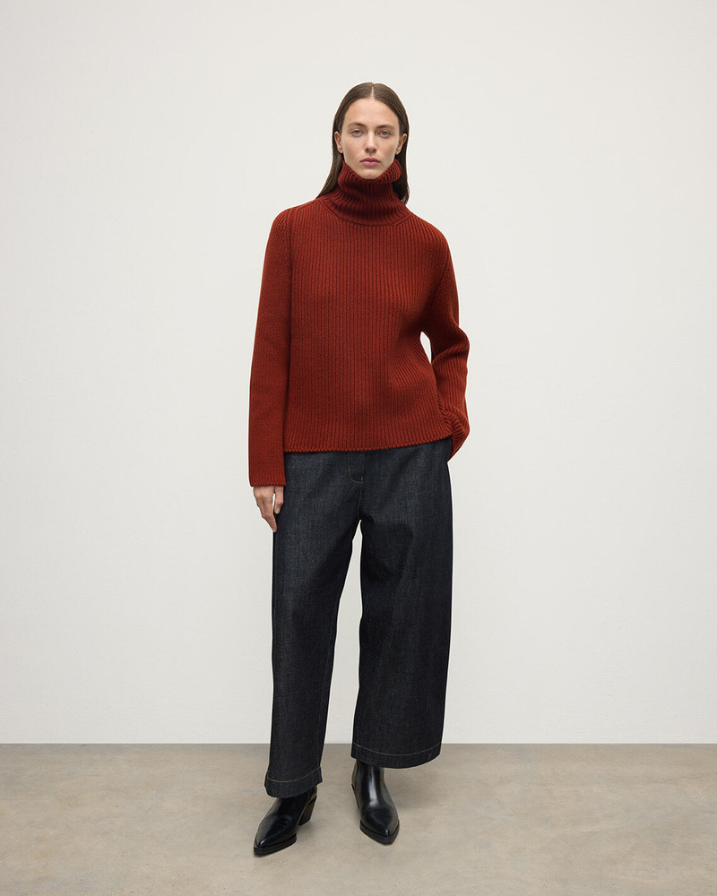 Johnstons of Elgin Roll-Collar Red Cashmere Jumper outlook