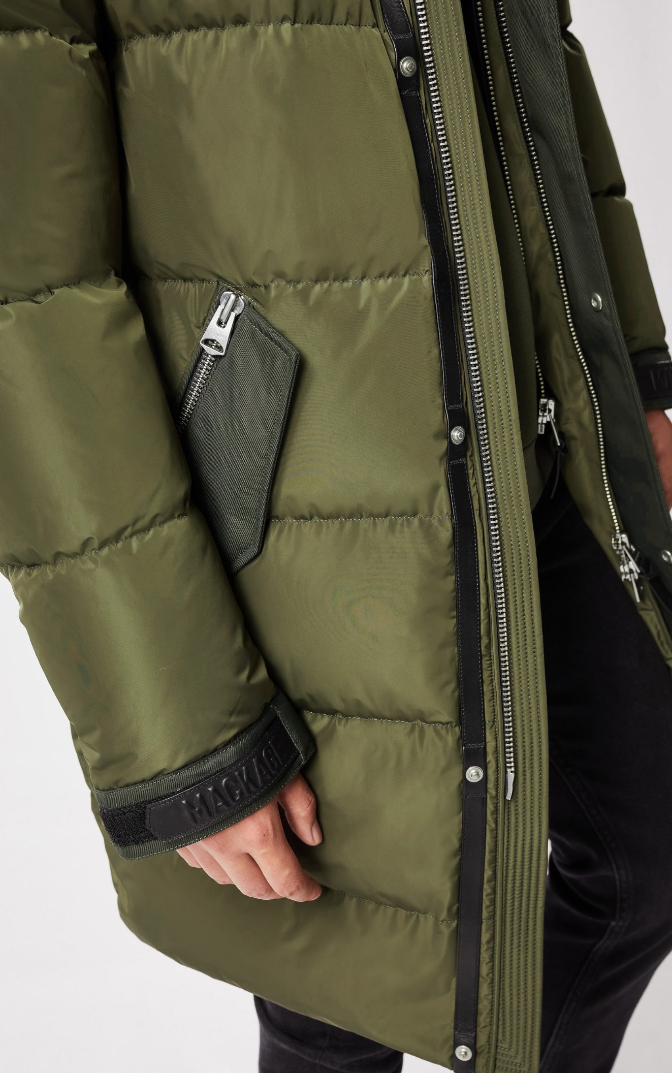 REYNOLD down coat with removable shearling bib and hood - 5