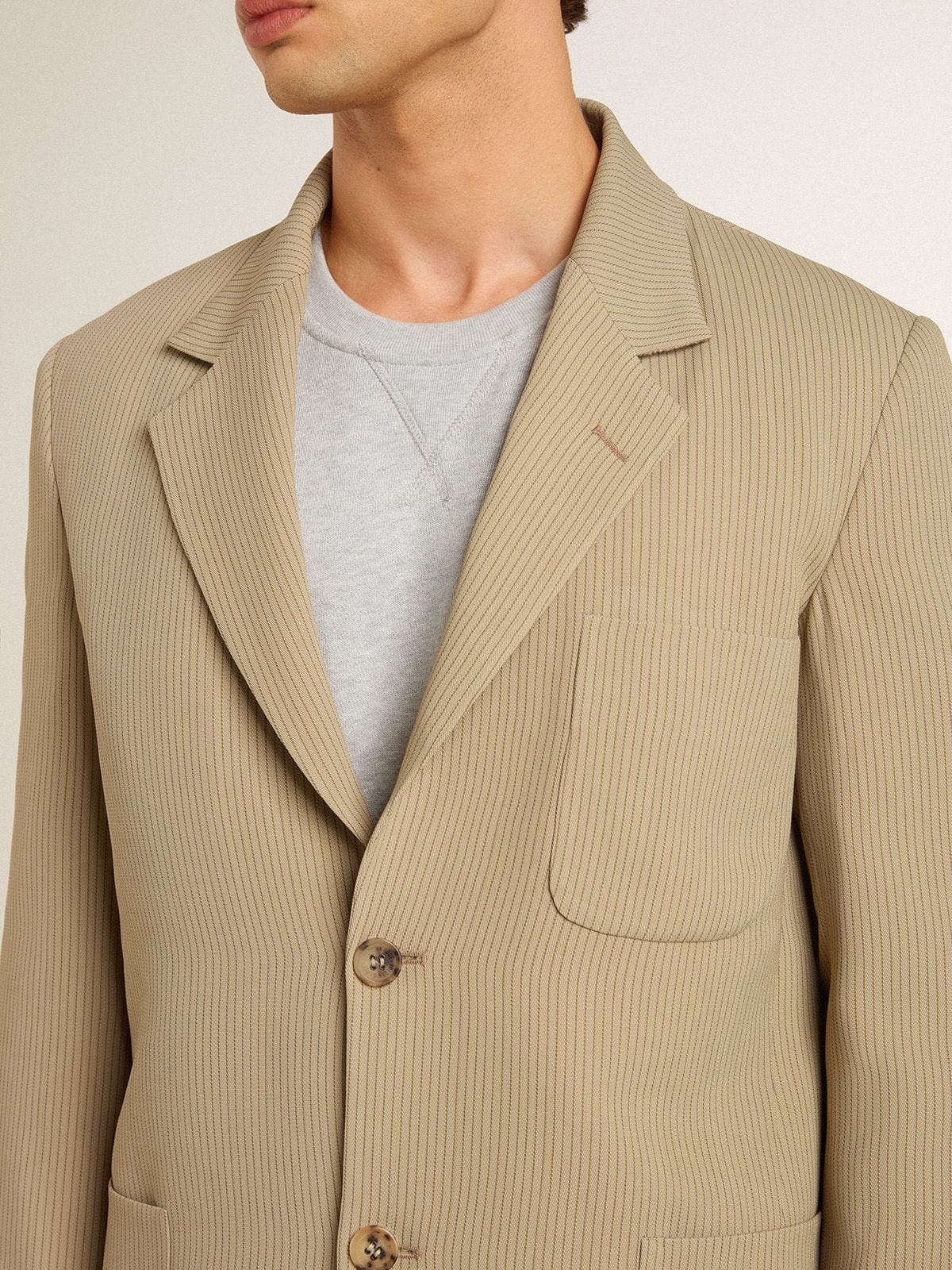 Men's beige pinstripe single-breasted jacket with an oversized fit - 5