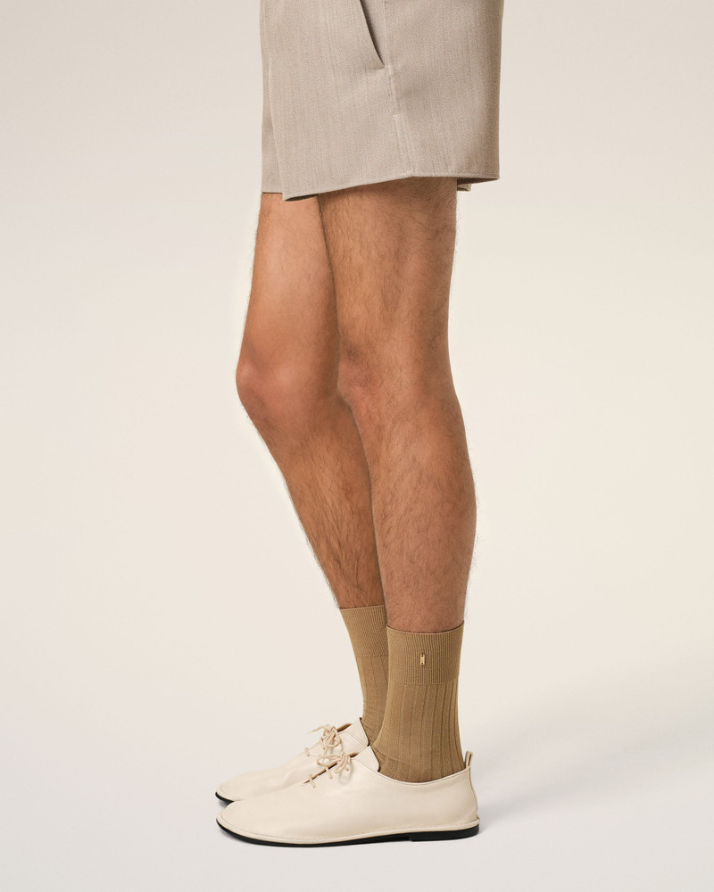 AMI Paris YELLOW COTTON AMI DE COEUR PLATE SOCKS outlook