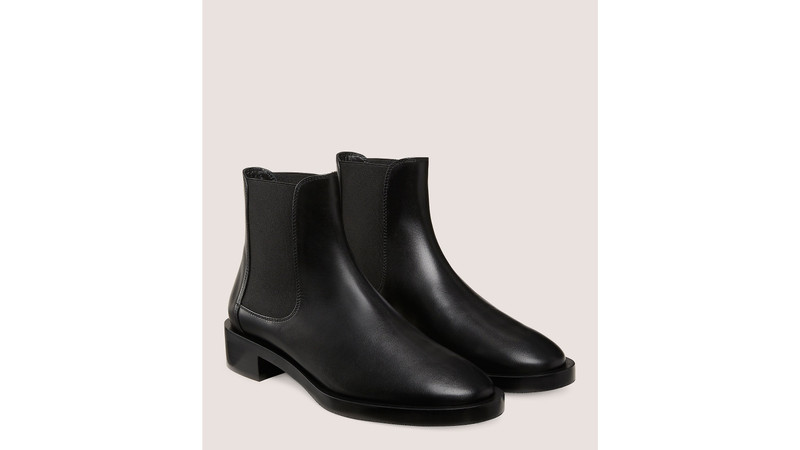 Stuart Weitzman SONDRA SLEEK CHELSEA BOOTIE outlook
