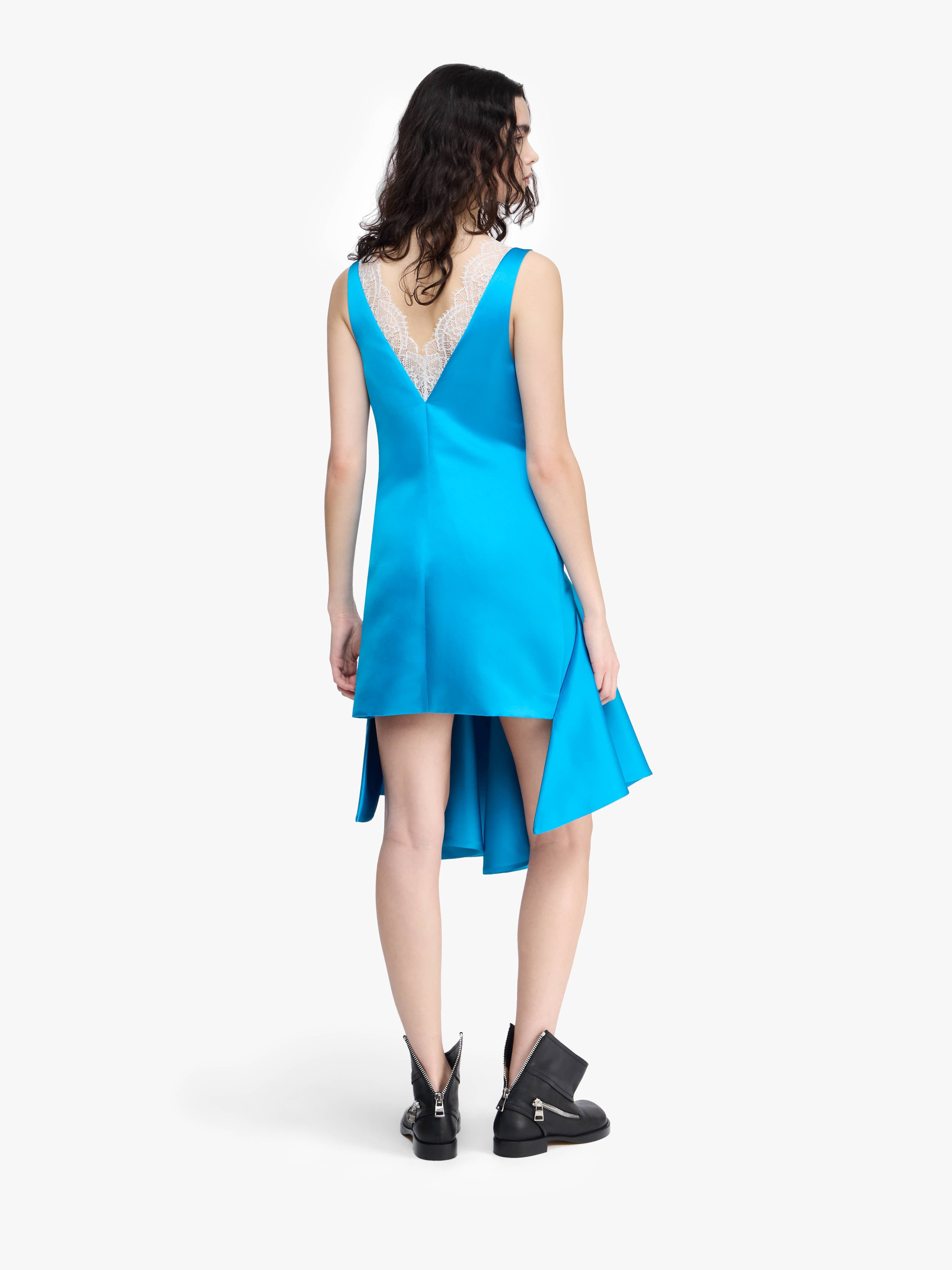 DRAPED HEMLINE V-NECK DRESS - 3