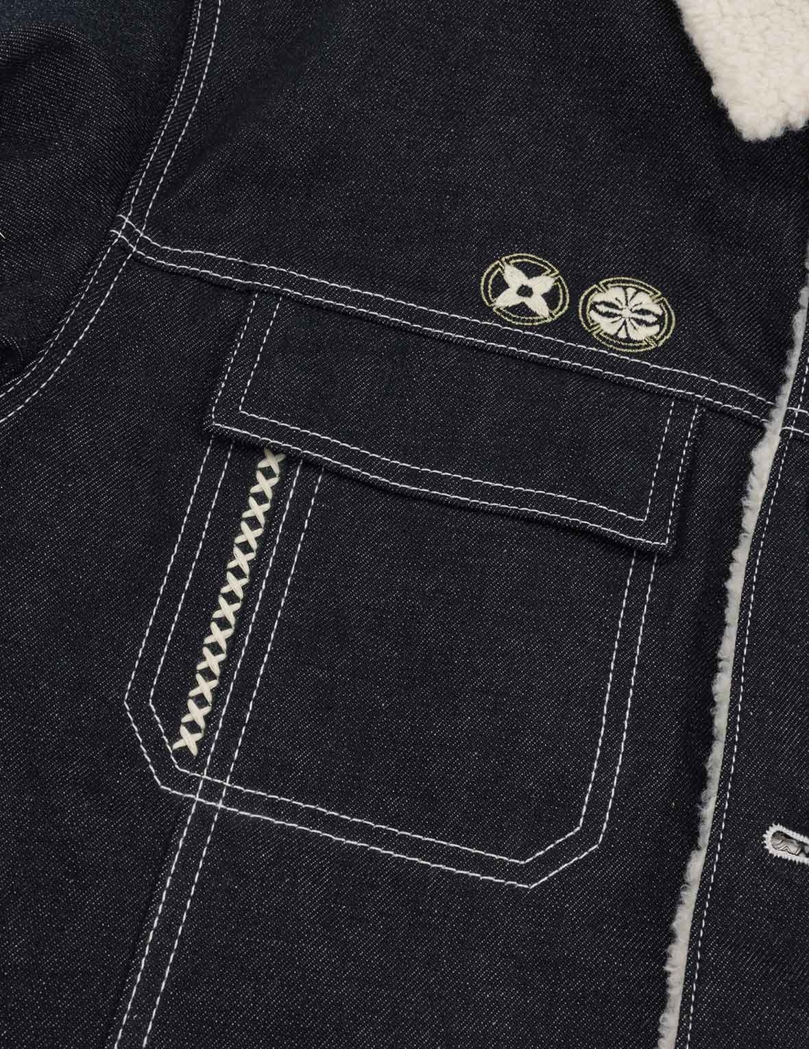 Contracting Embroidery and Inserted Daicock Relax Fit Denim Jacket - 7