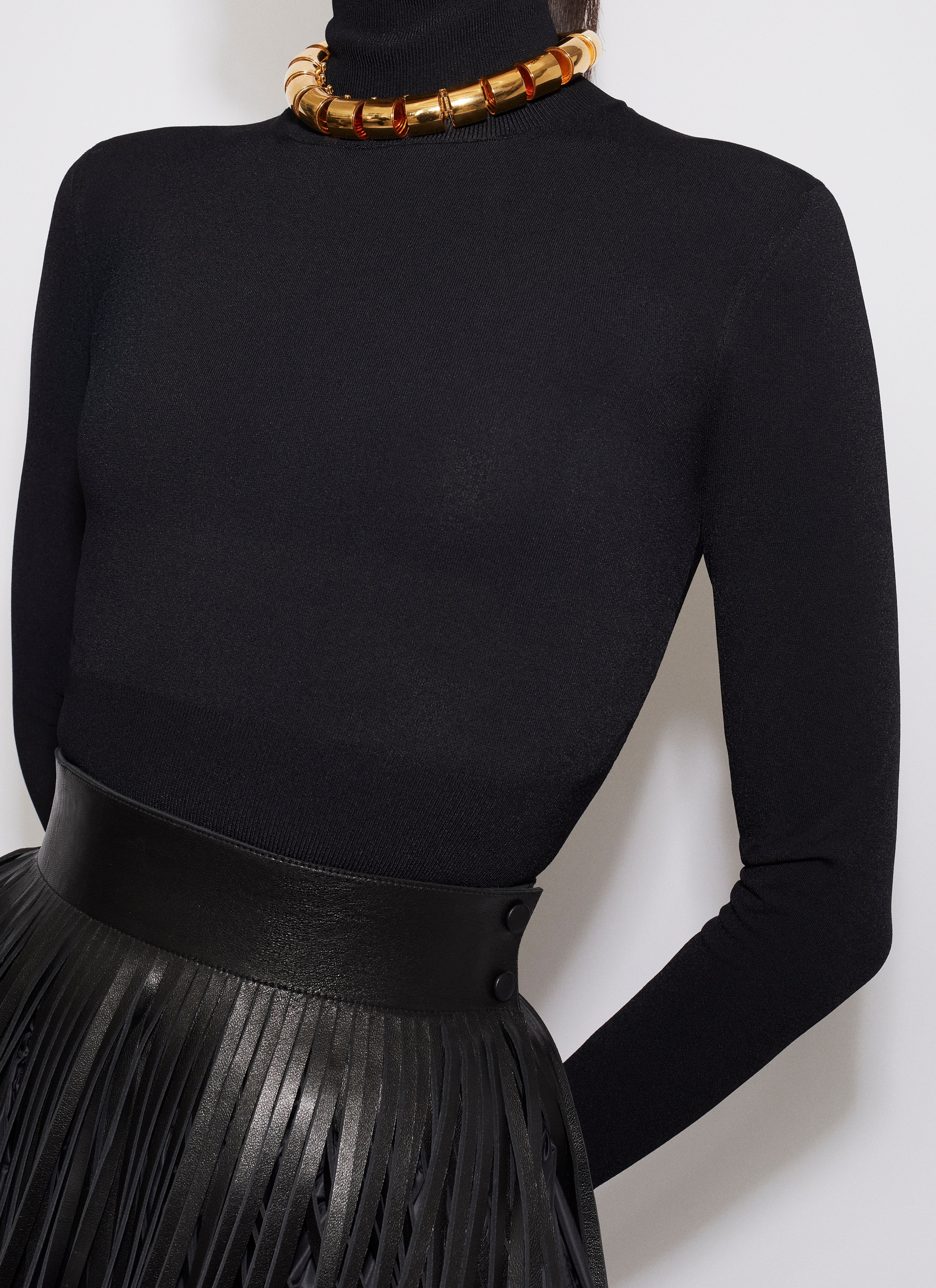 FINE KNIT TURTLENECK JUMPER - 5