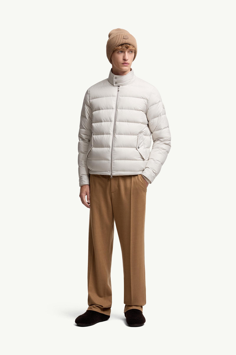 Moncler Phrier Short Down Jacket outlook