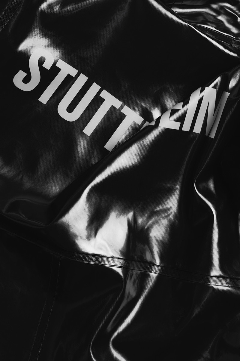 Stockholm Long Print Opal Raincoat Black 8