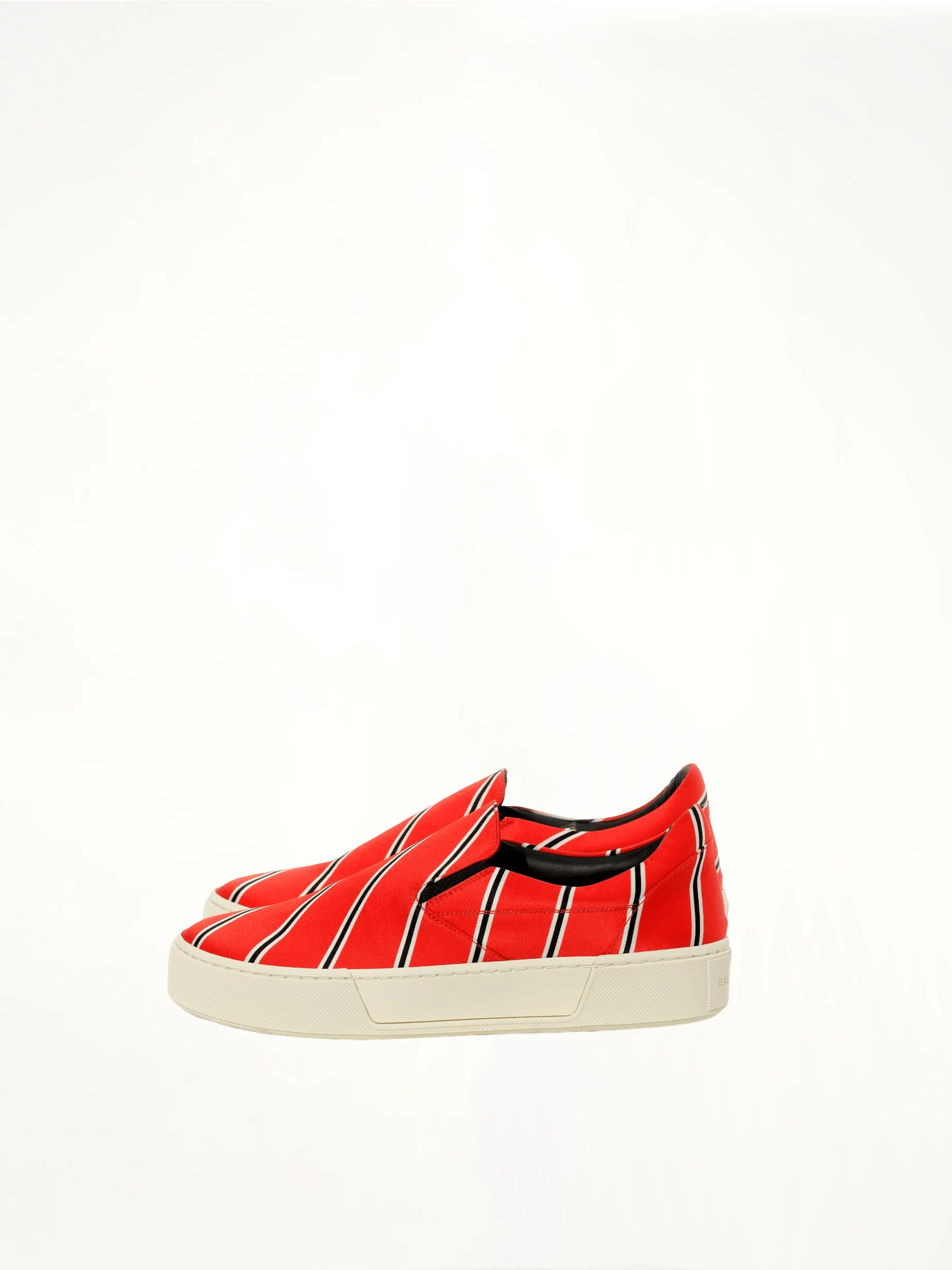 Sneaker in Red - 1