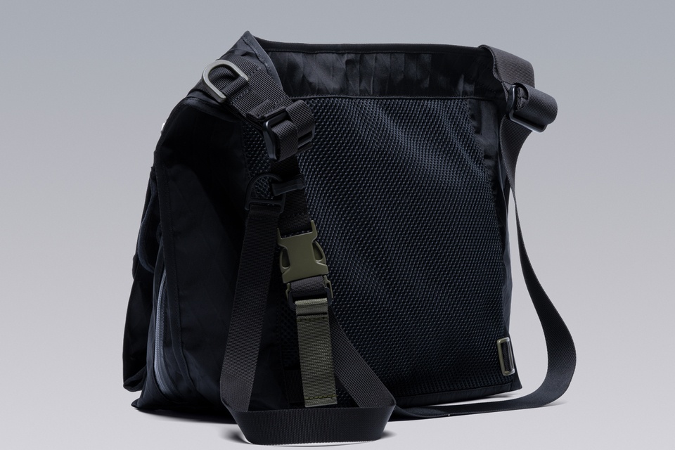 ACRONYM 3A-1 X-PAC THIRD ARM INTEROPSバッグ（ACRONYM 3A-1