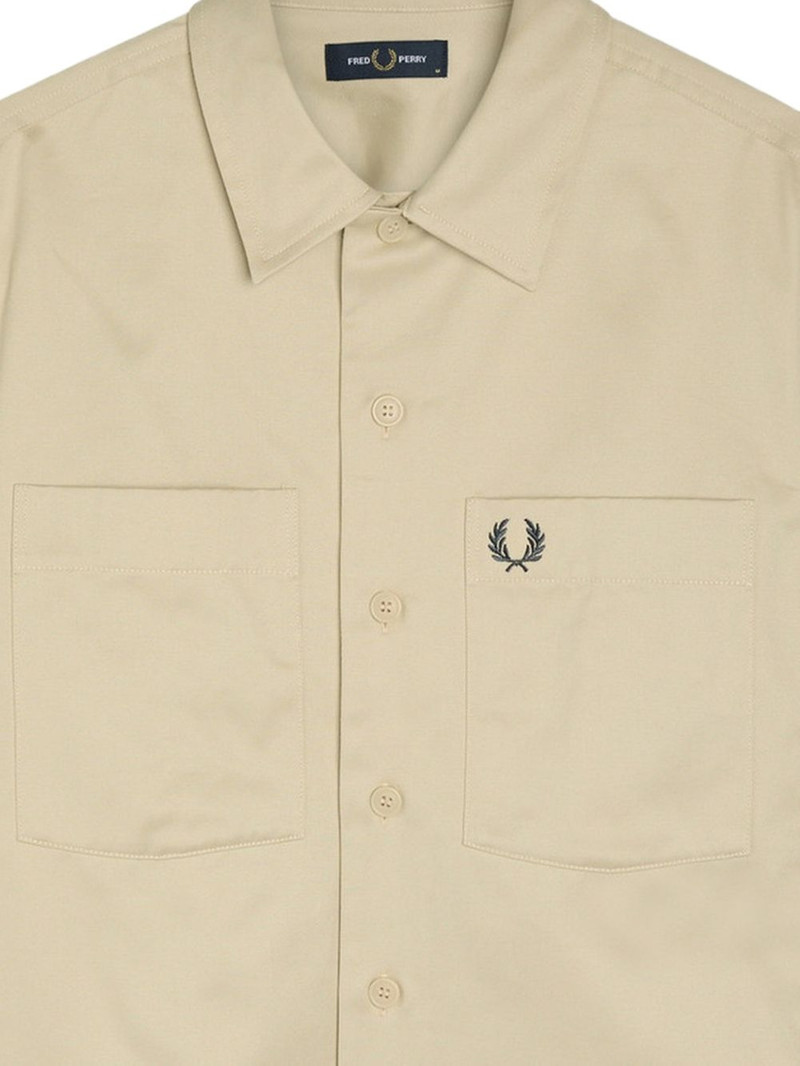 Fred Perry chest-pockets logo shirt jacket outlook