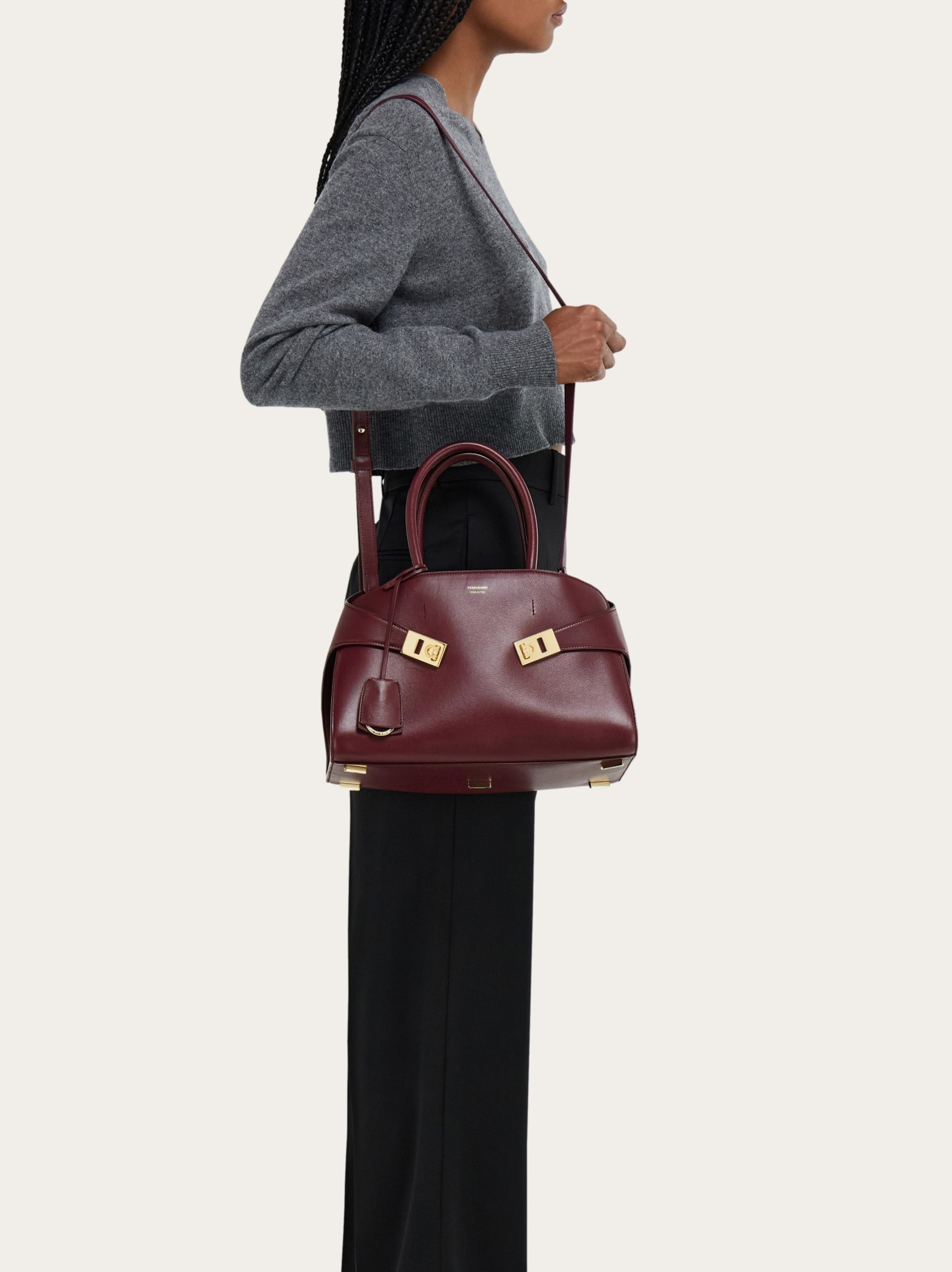 Hug handbag (M) - 3
