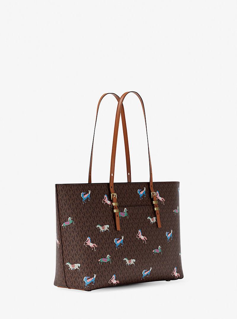 Quinn Large Signature Logo Tote Bag 5