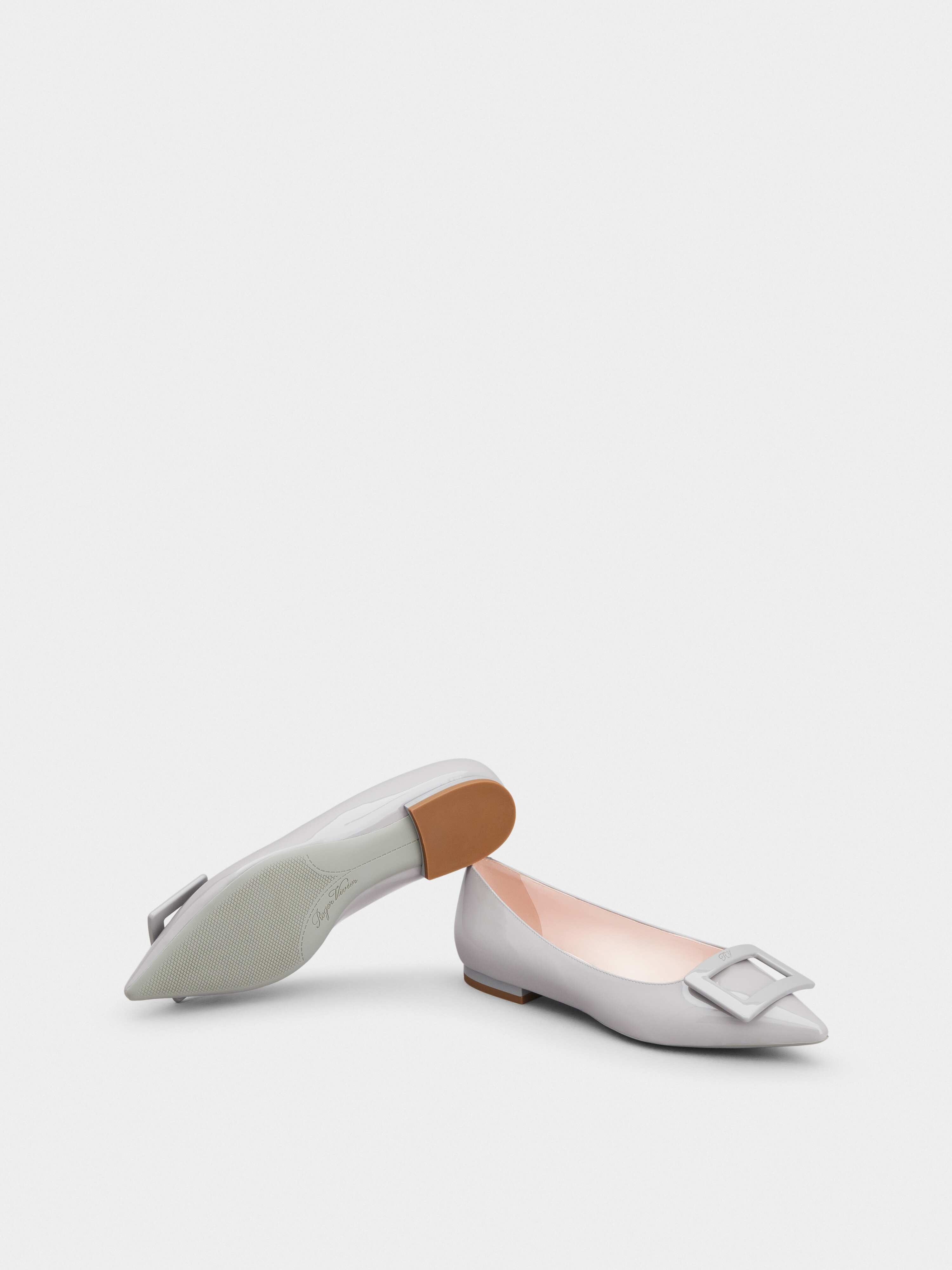 Gommettine Lacquered Buckle Ballerinas in Patent Leather - 6