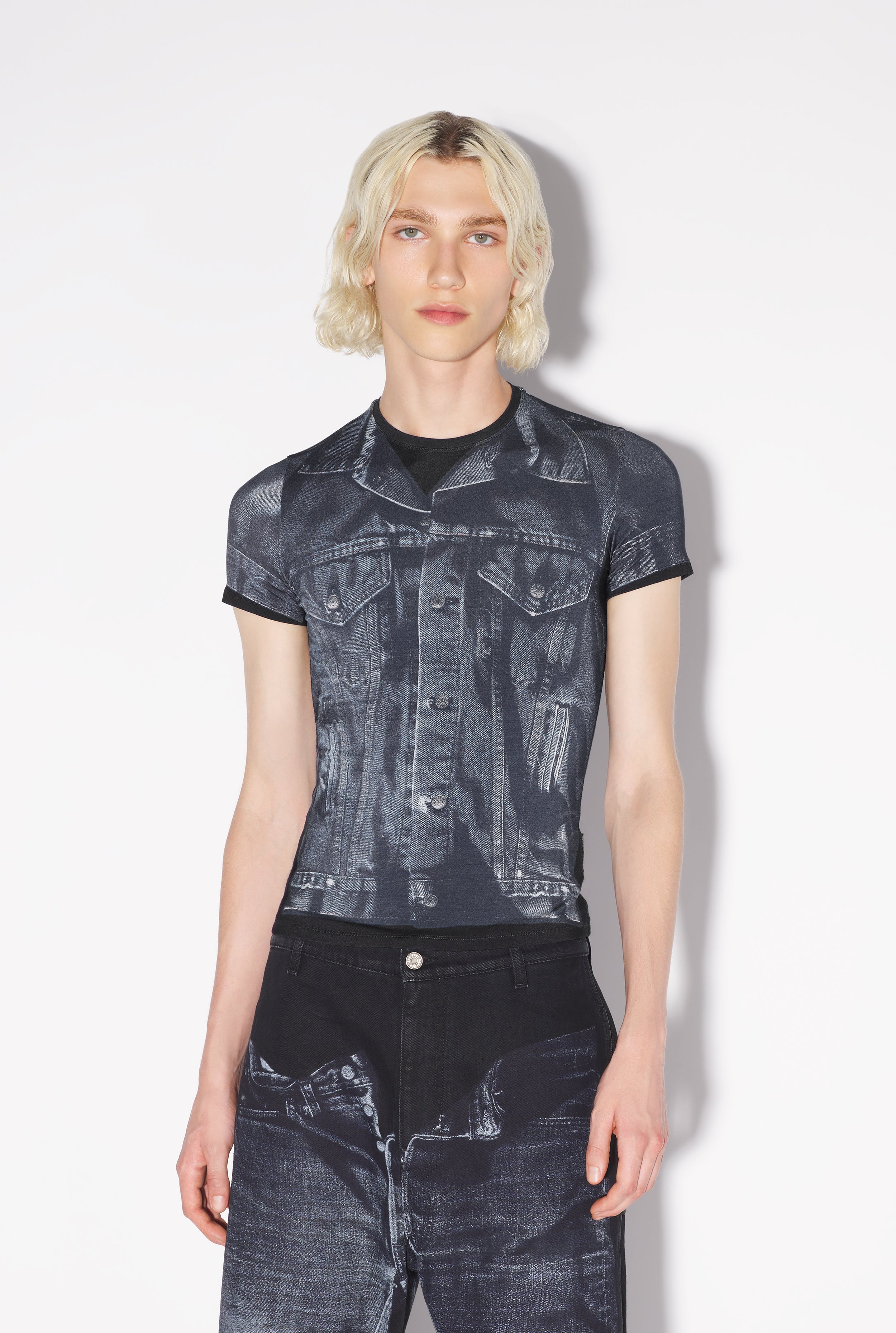 THE BLACK DENIM TROMPE L’OEIL T-SHIRT - 6