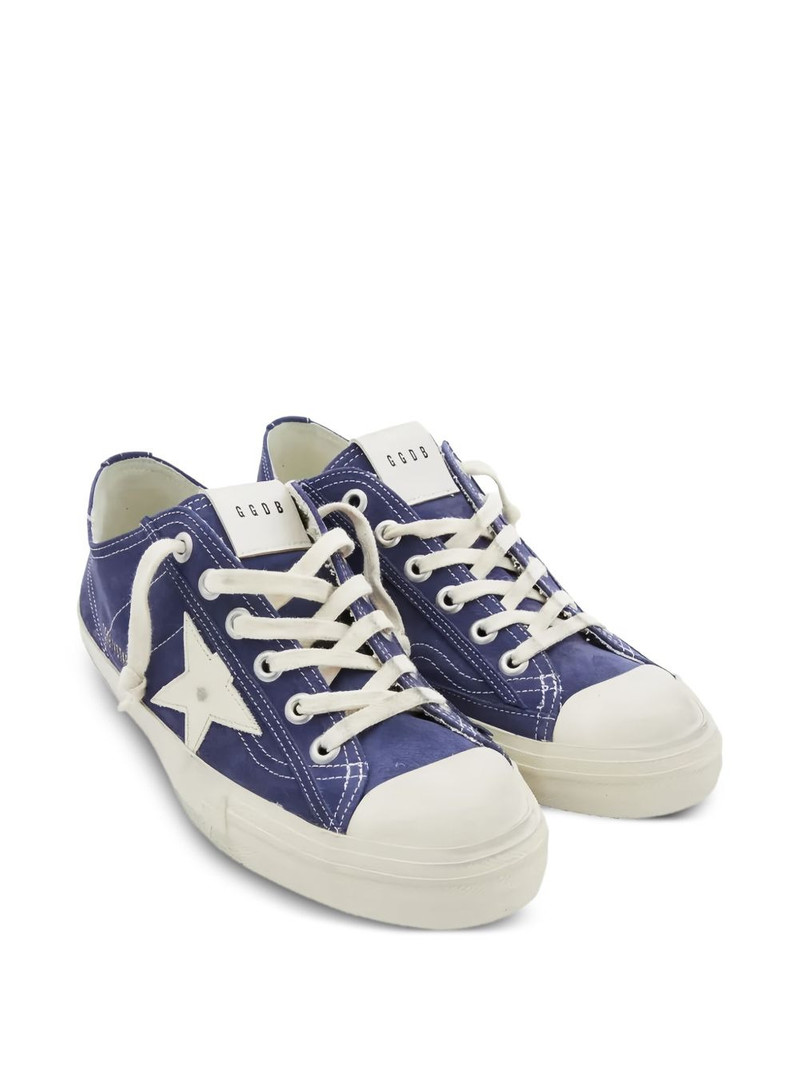 Golden Goose V-Star 2 low-top sneakers outlook