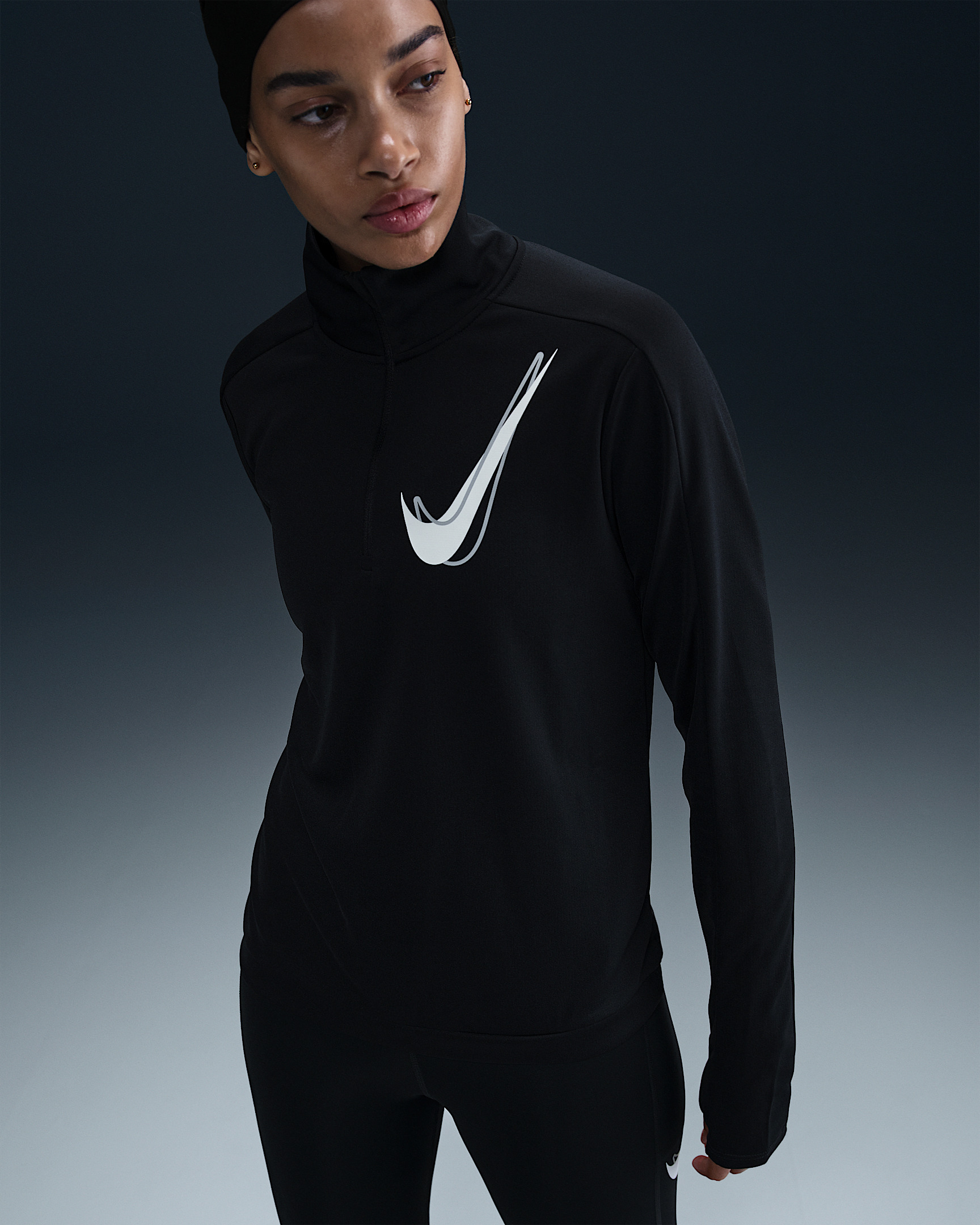 Nike Swoosh Women's Dri-FIT 1/2-Zip Running Mid Layer - 1