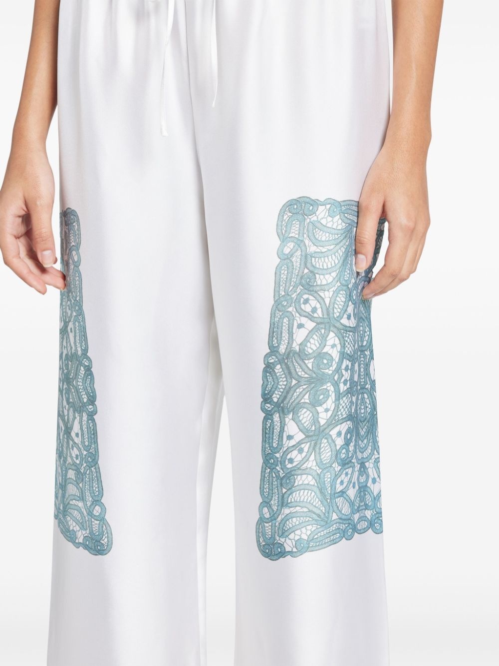 lace-print silk trousers - 5