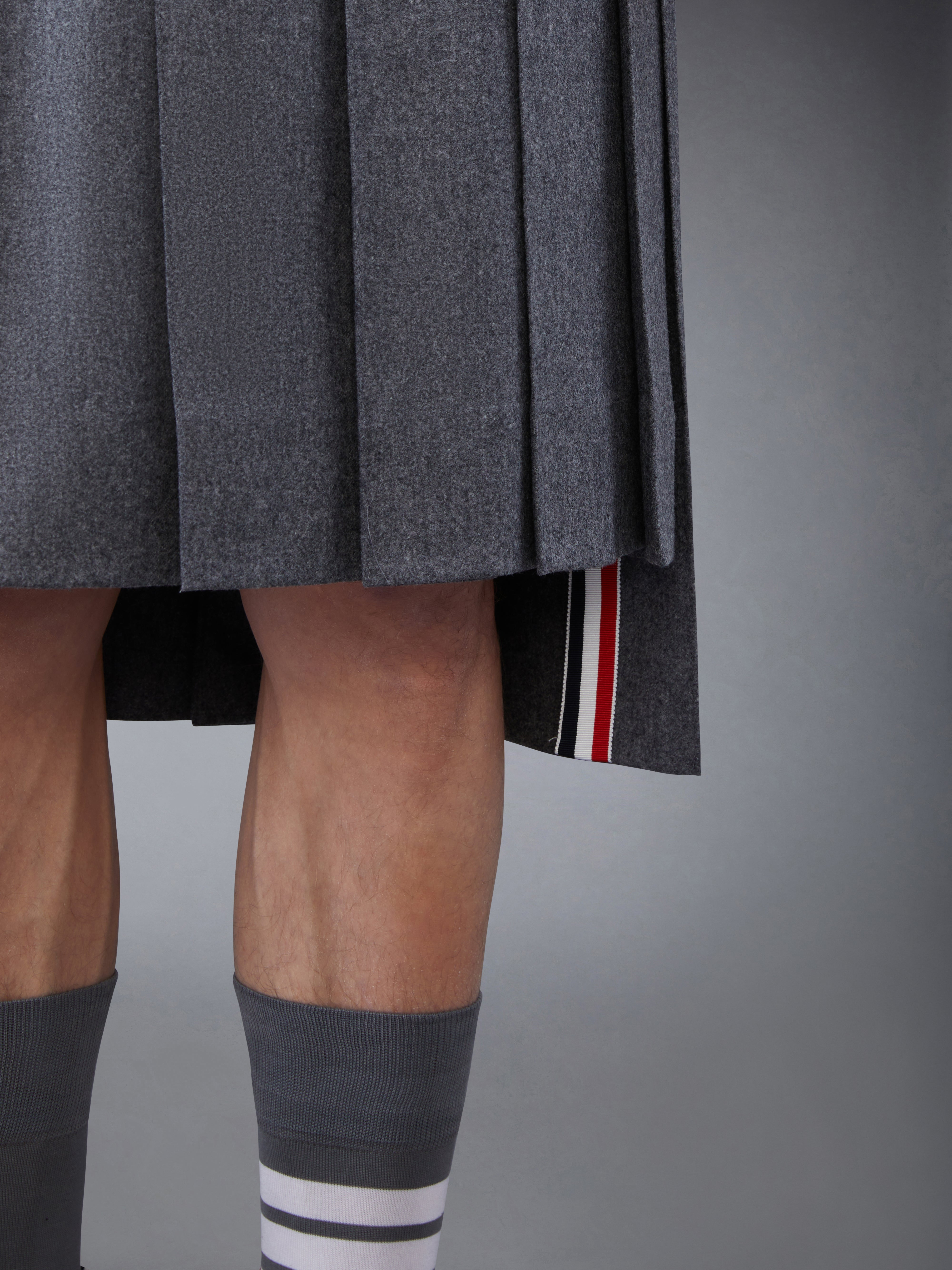 Medium Grey Wool Cashmere Flannel Knee Length Pleated 4-Bar Skirt - 5