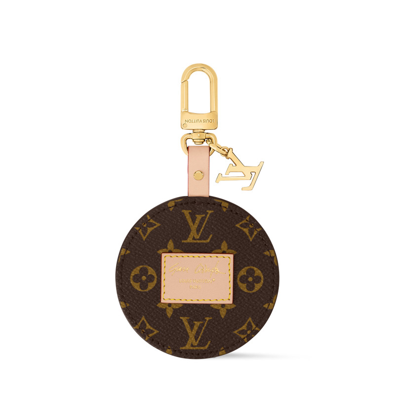 Louis Vuitton Sleeping Cats Tag Bag Charm outlook