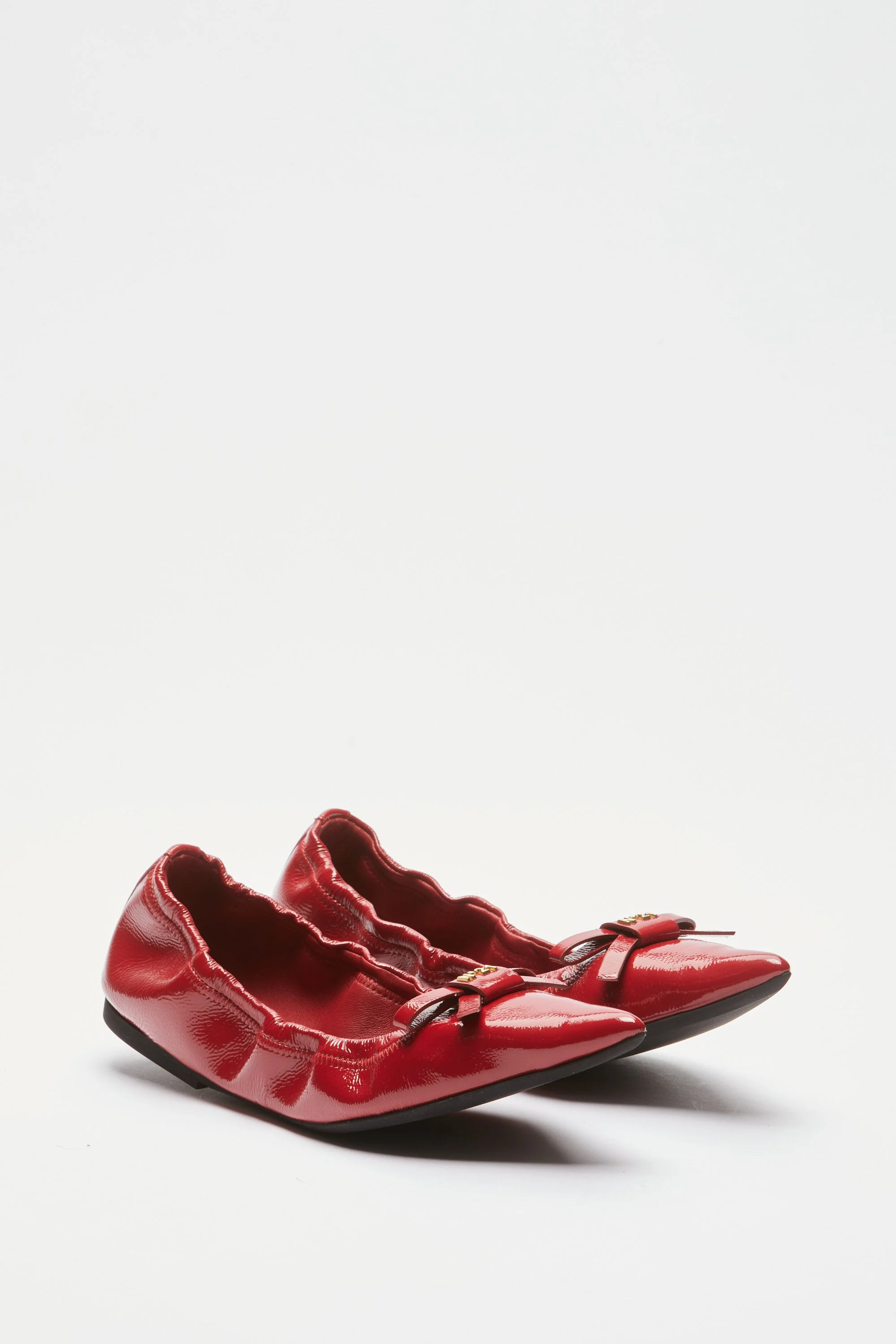 POINTED TOE BALLERINAS WITH BOW AND LOGO - 1