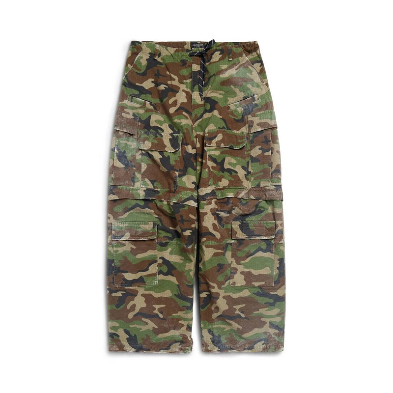 Large Cargo Pants in Dark Green 1