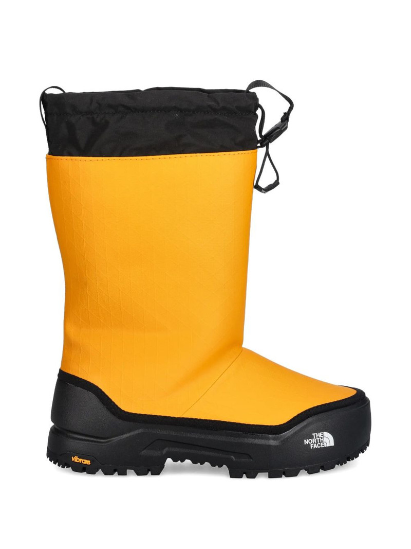 Base Camp 200 drawstring boots 1