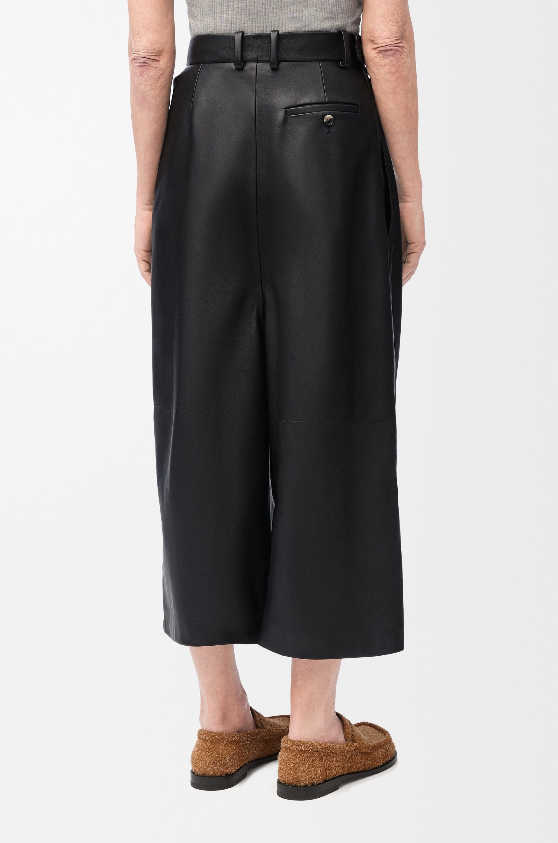 Cropped draped trousers in nappa lambskin - 4