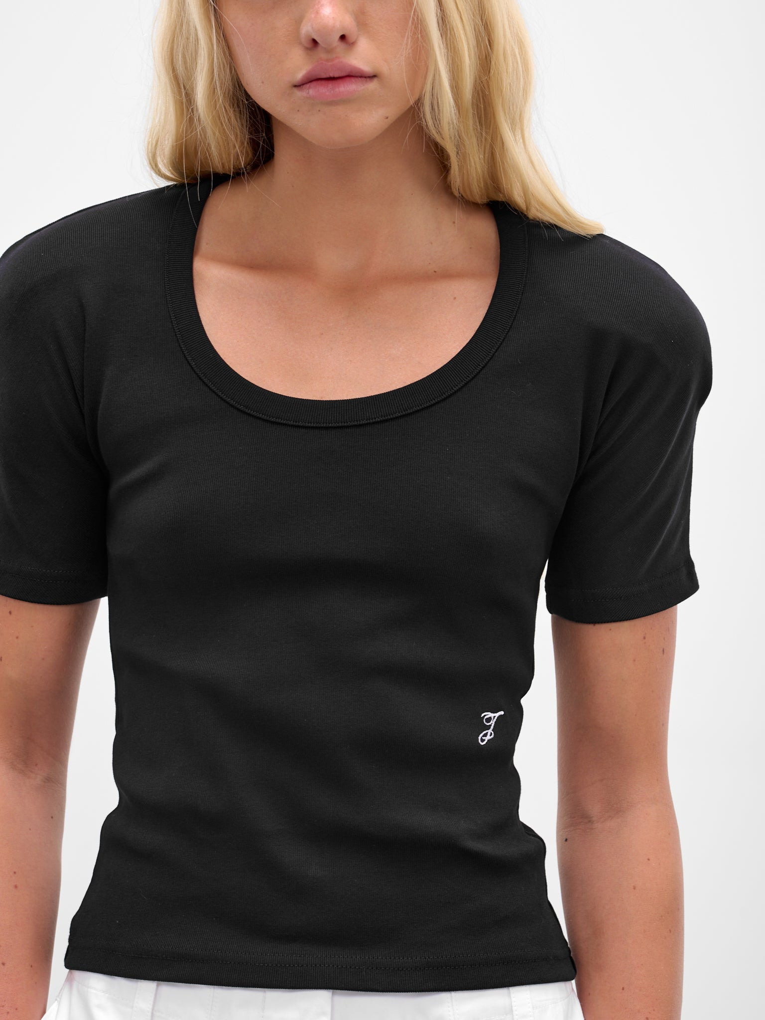 Black 'Le T-Shirt Ovalo' Tee - 5