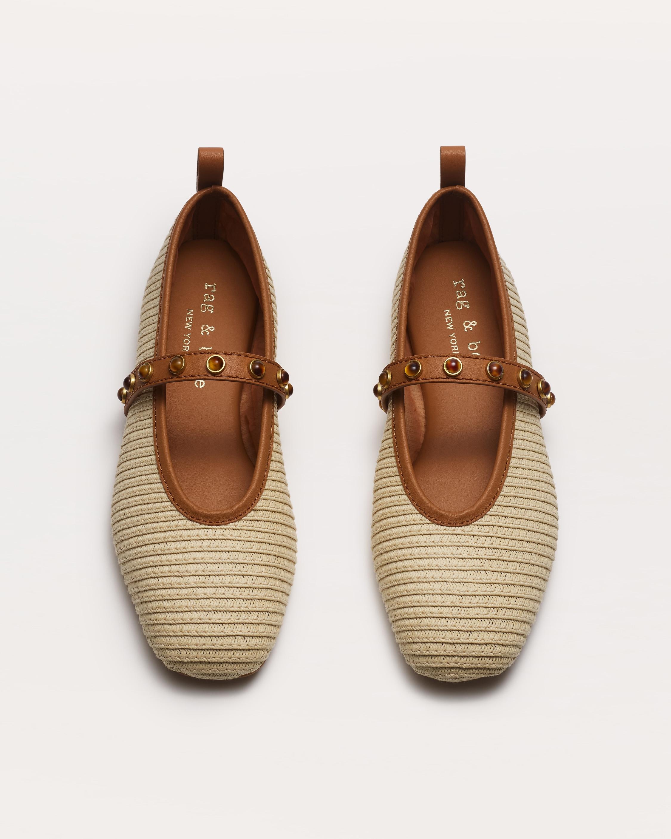 Spire Straw Mary Janes
Cabochon Studs - 5