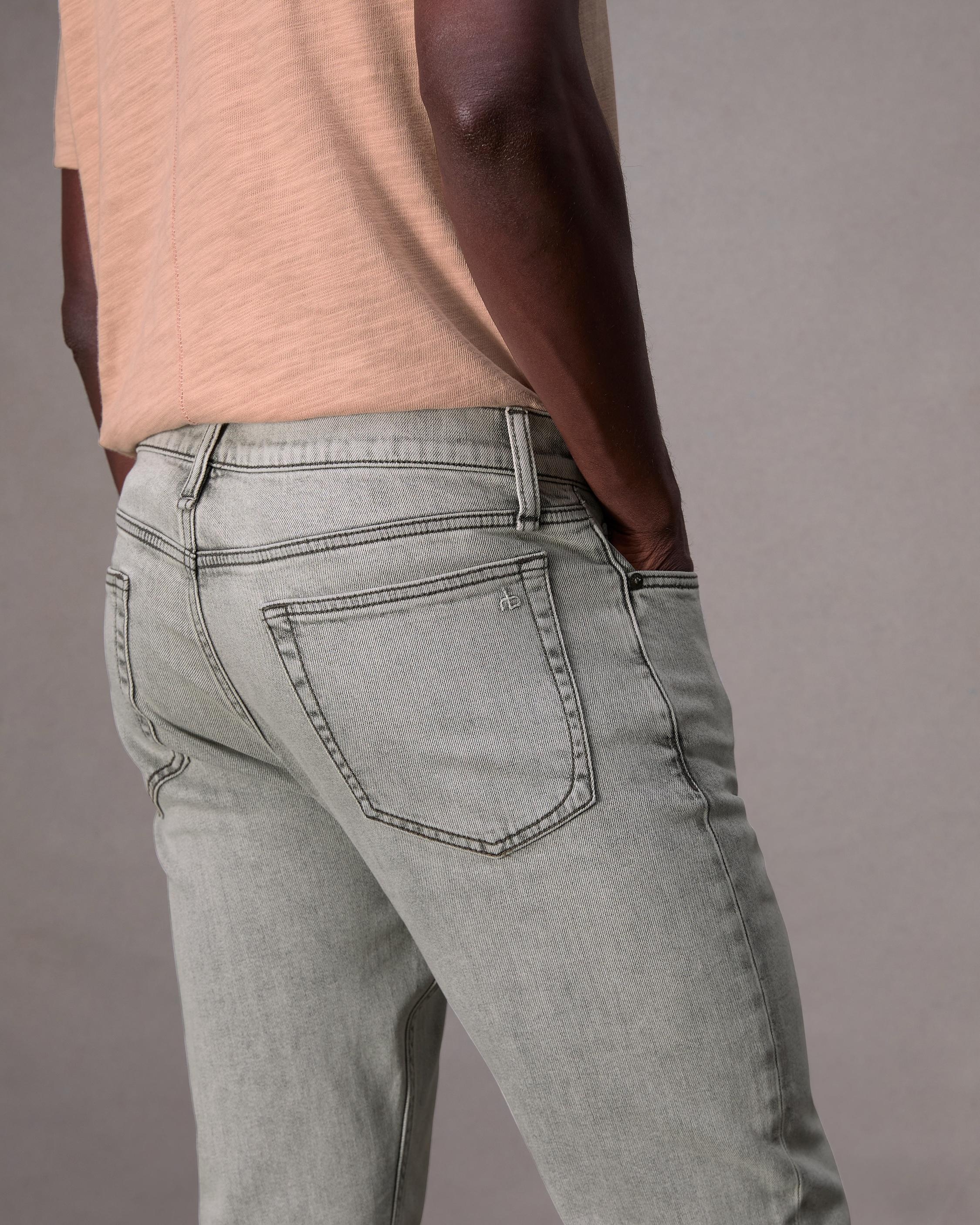 Fit 3 Athletic Fit Jean
Stride Denim - 6
