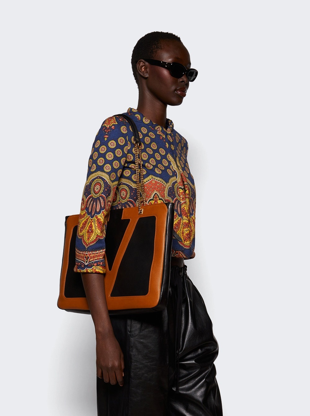 Viva Superstar Medium Shopping Bag Black And Brown - 2