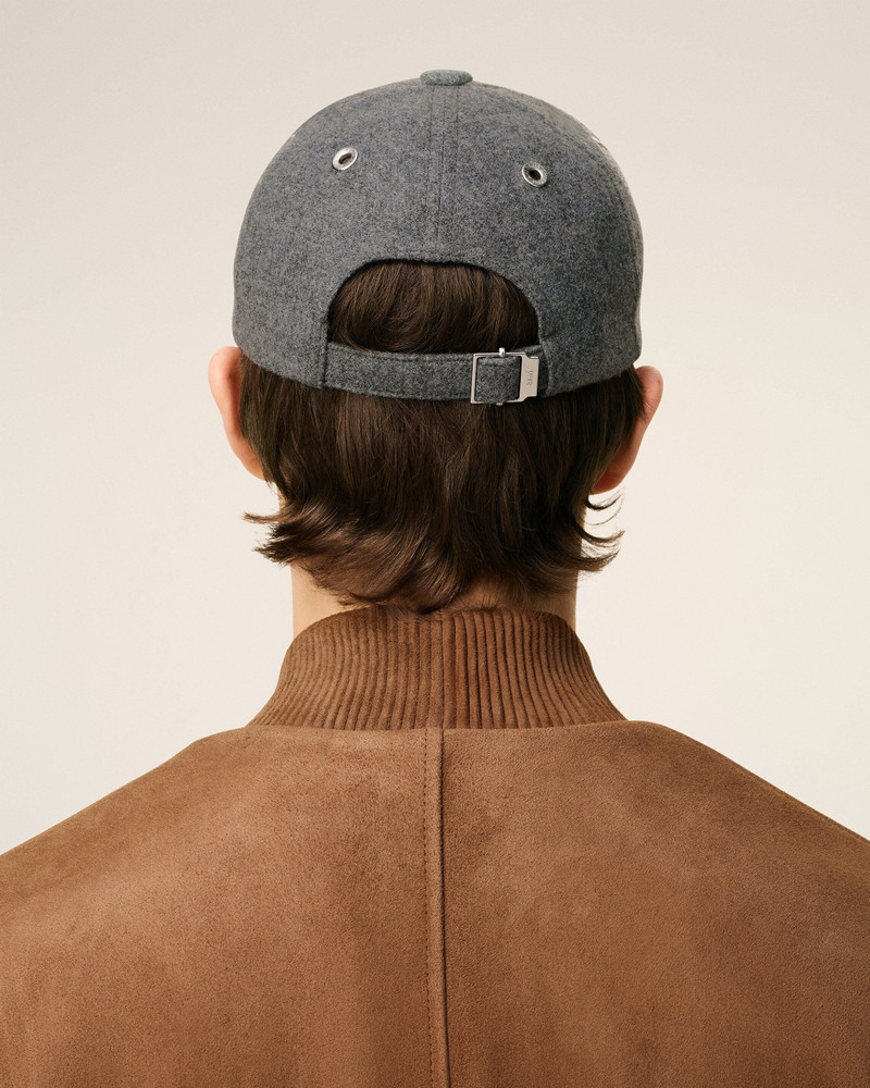 GREY COTTON EMBOSSED AMI DE COEUR CAP 6