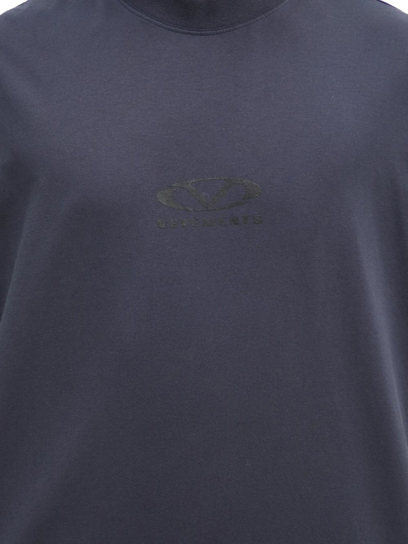 logo-embroidered T-shirt 5