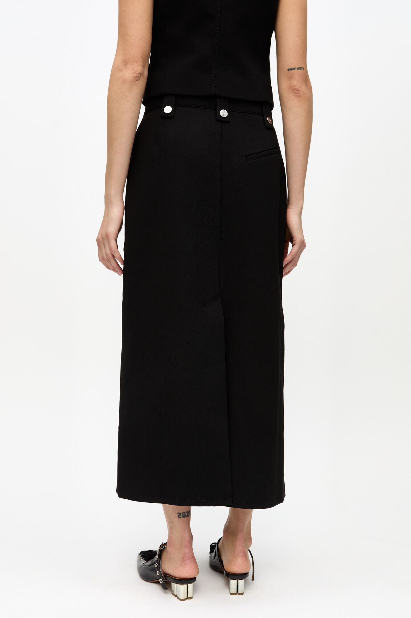 BLACK BONDED CREPE SKIRT - 4