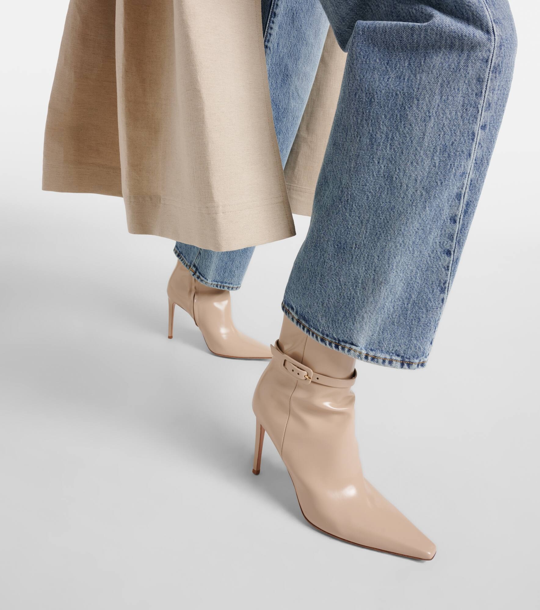 95 patent leather ankle boots - 4