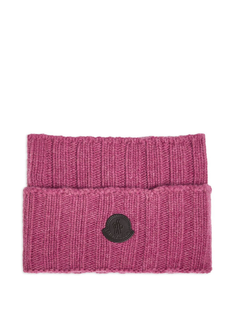 ribbed logo patch beanie hat 1