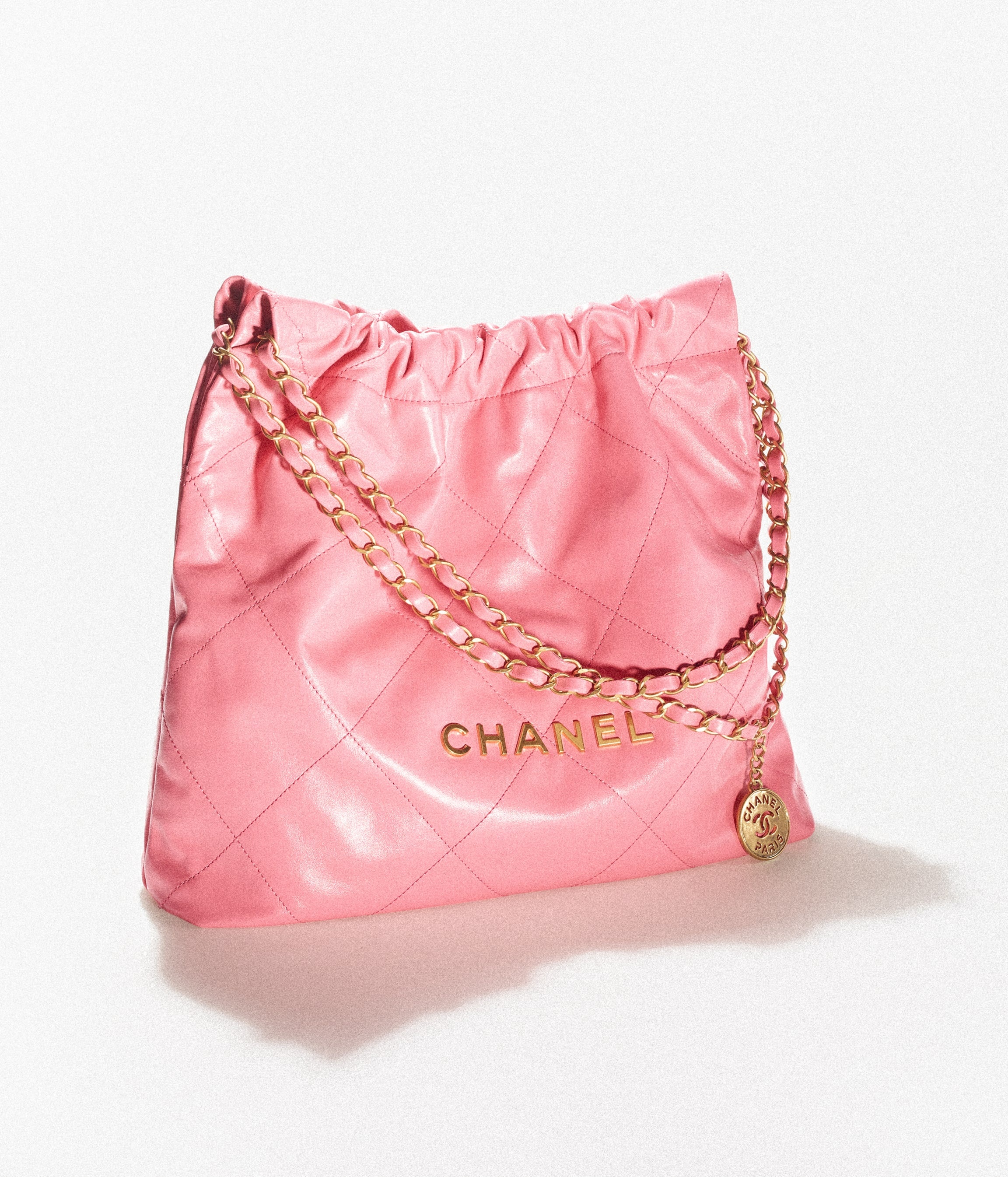 CHANEL 22 Handbag - 2