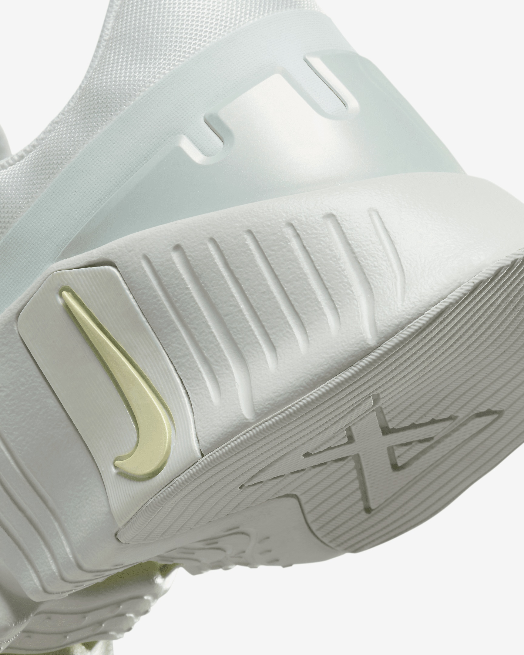 Nike Women's Free Metcon 5 Premium Workout Shoes - 9