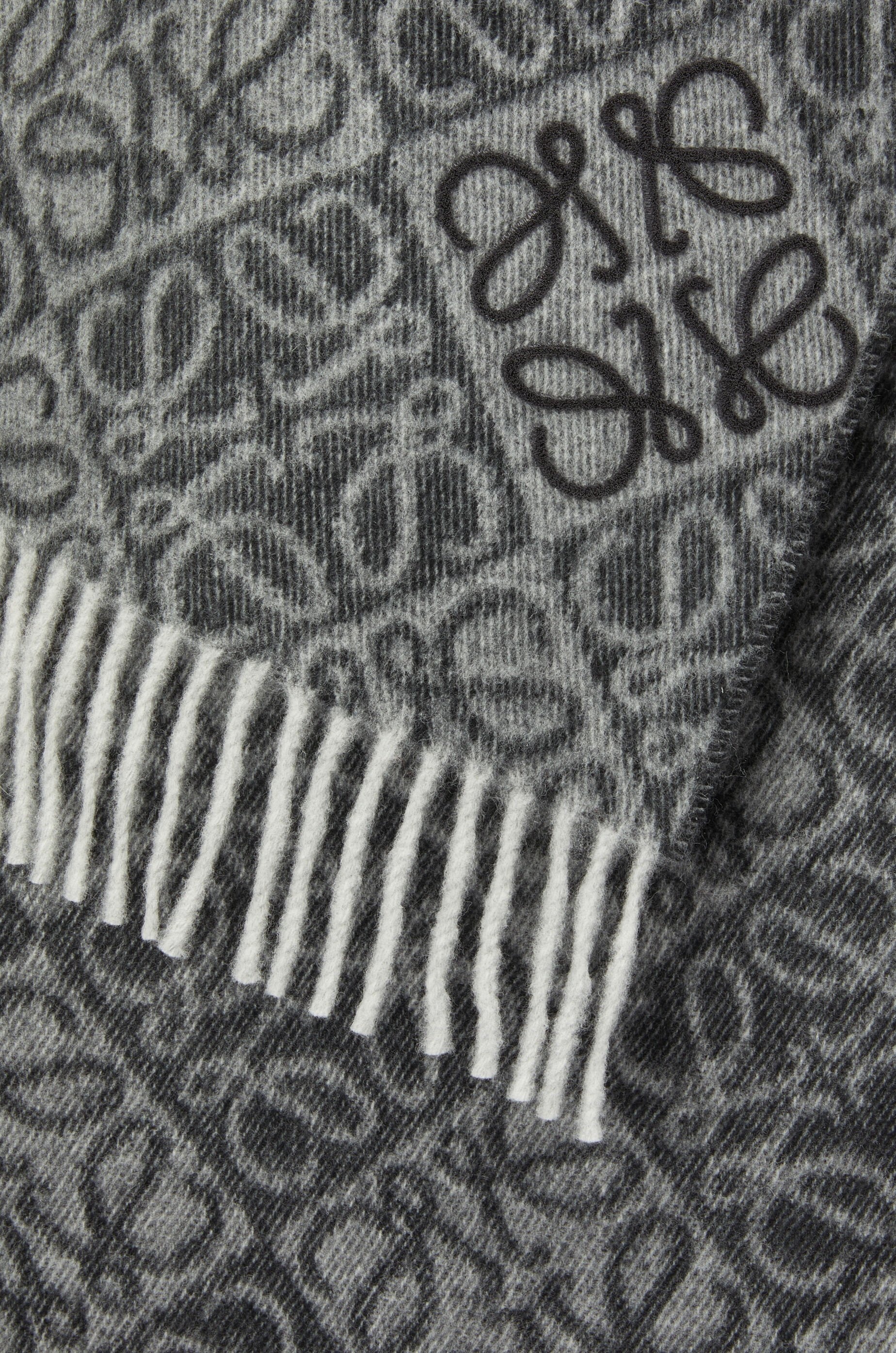 Anagram scarf in wool and cashmere - 3