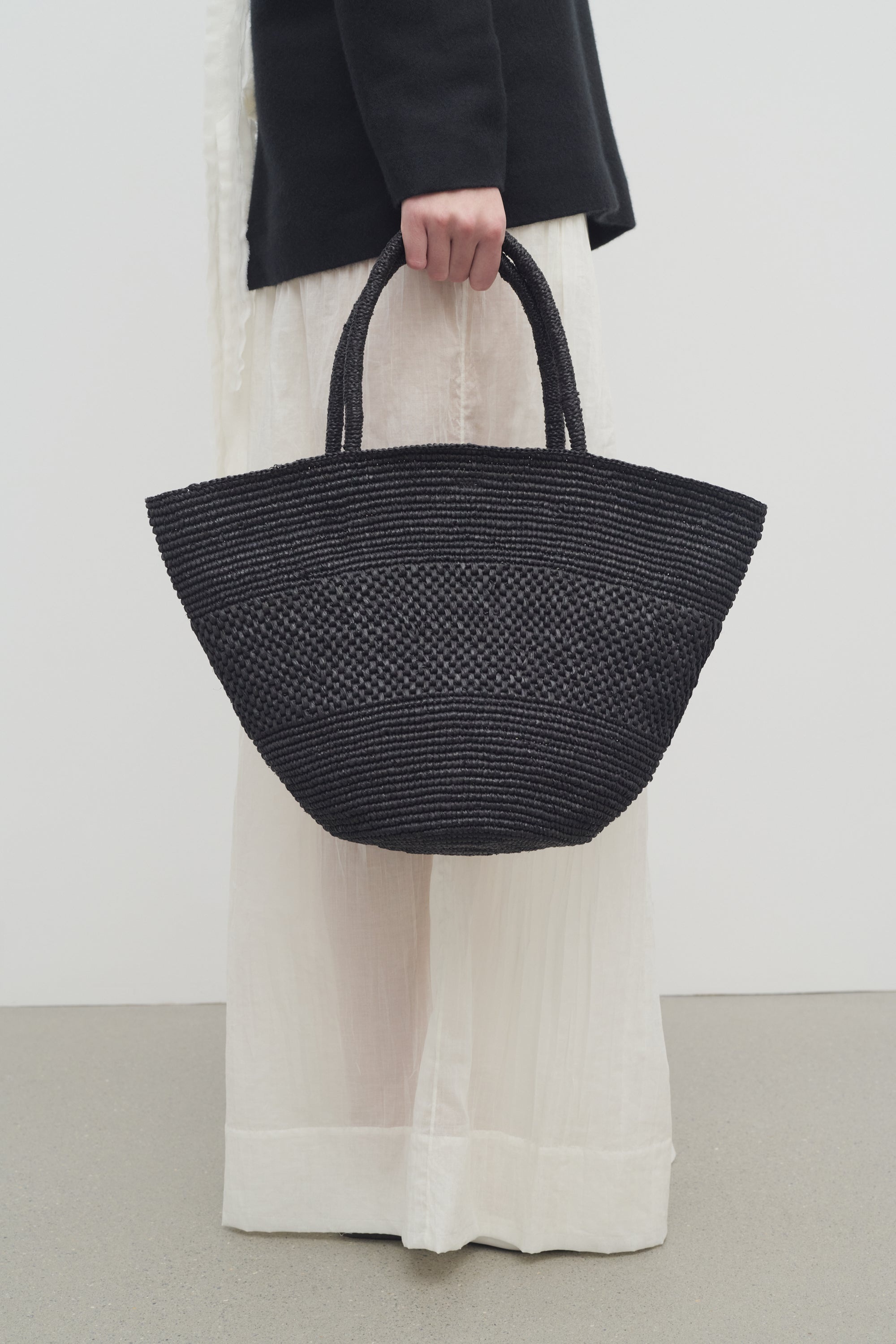 Emilie Bag in Raffia - 4