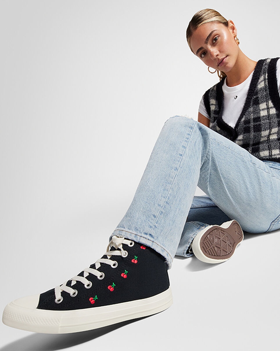 Chuck Taylor All Star Cherries - 10