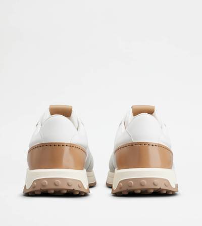 Tod's SNEAKERS IN LEATHER AND TECHNICAL FABRIC - WHITE outlook