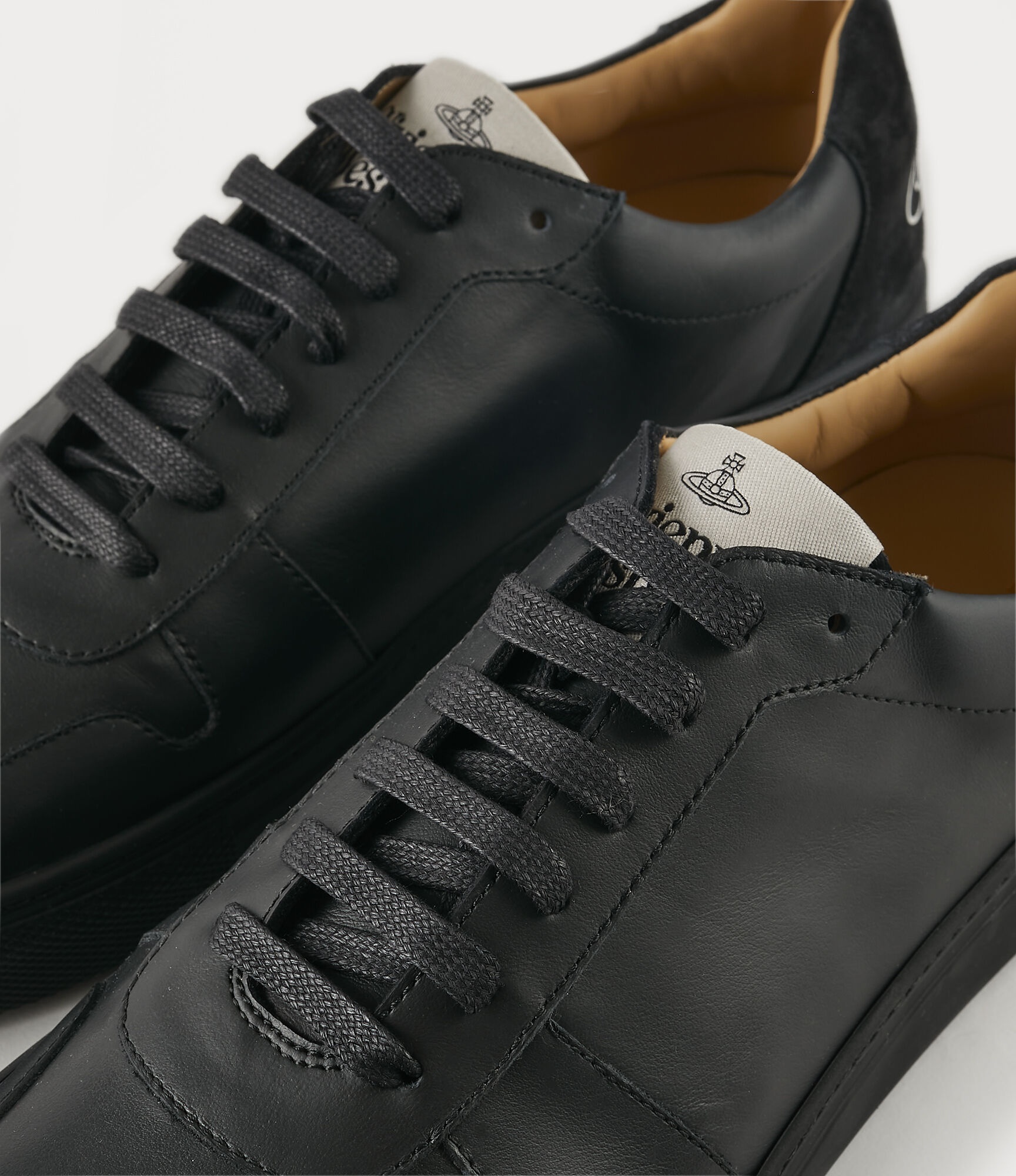 Vivienne Westwood MEN'S LOW TOP CLASSIC TRAINERS | REVERSIBLE
